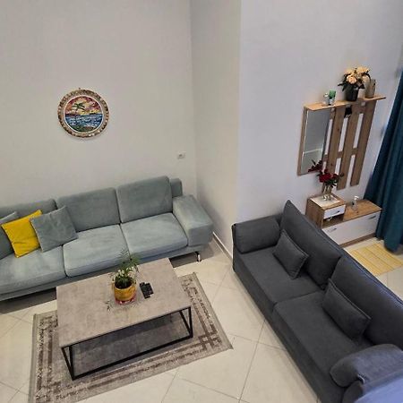 Apartament Me Qera Dublex Lungomare Avlonya Dış mekan fotoğraf