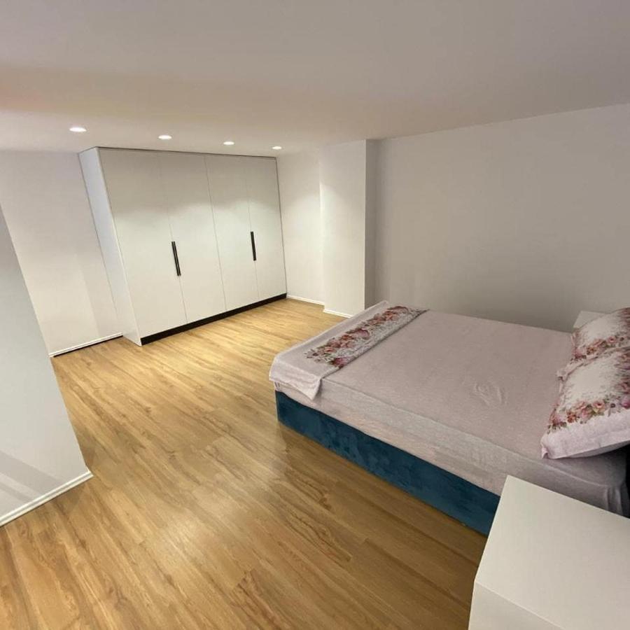 Apartament Me Qera Dublex Lungomare Avlonya Dış mekan fotoğraf