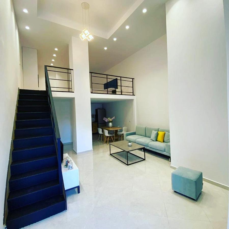 Apartament Me Qera Dublex Lungomare Avlonya Dış mekan fotoğraf