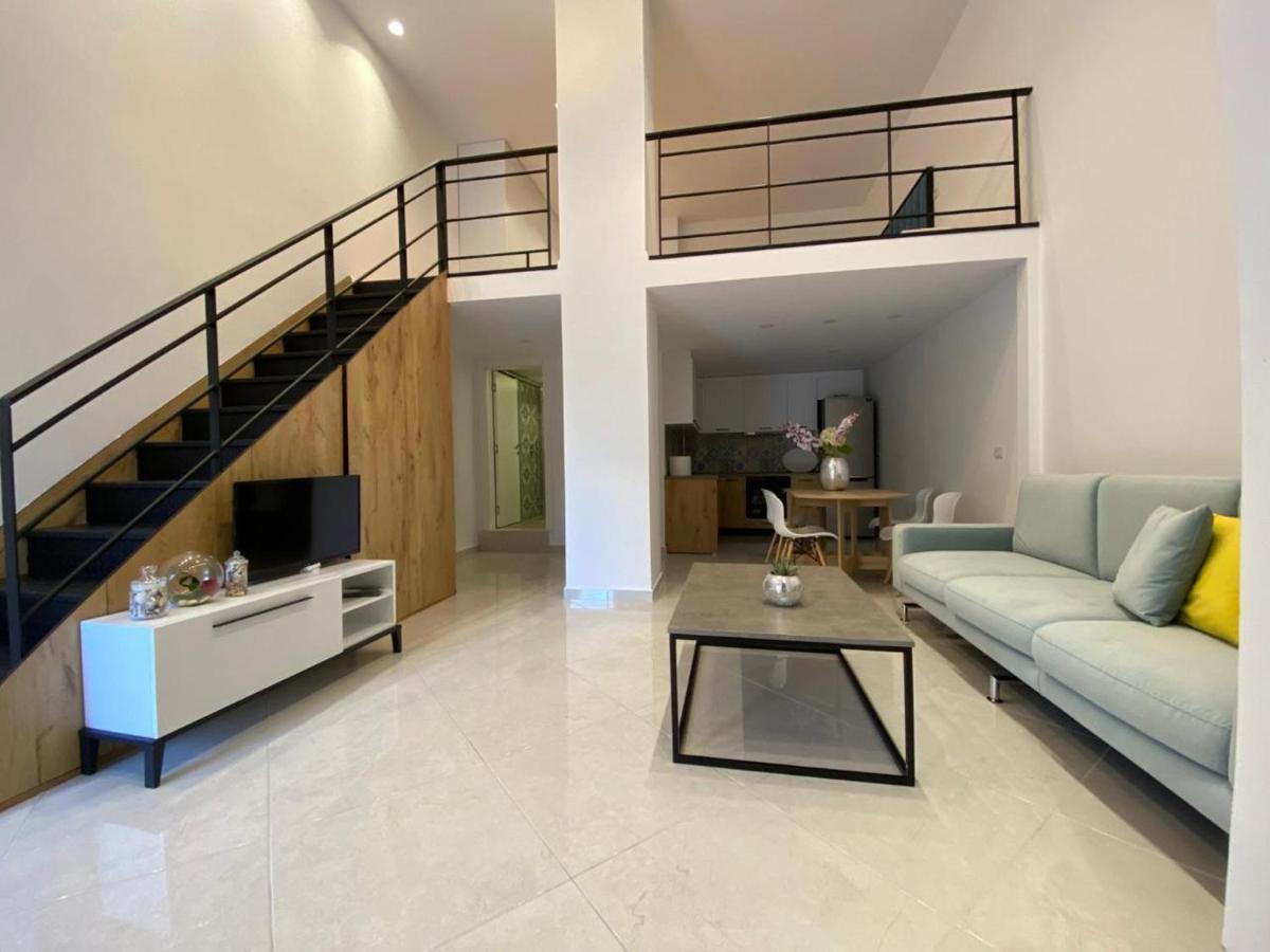 Apartament Me Qera Dublex Lungomare Avlonya Dış mekan fotoğraf