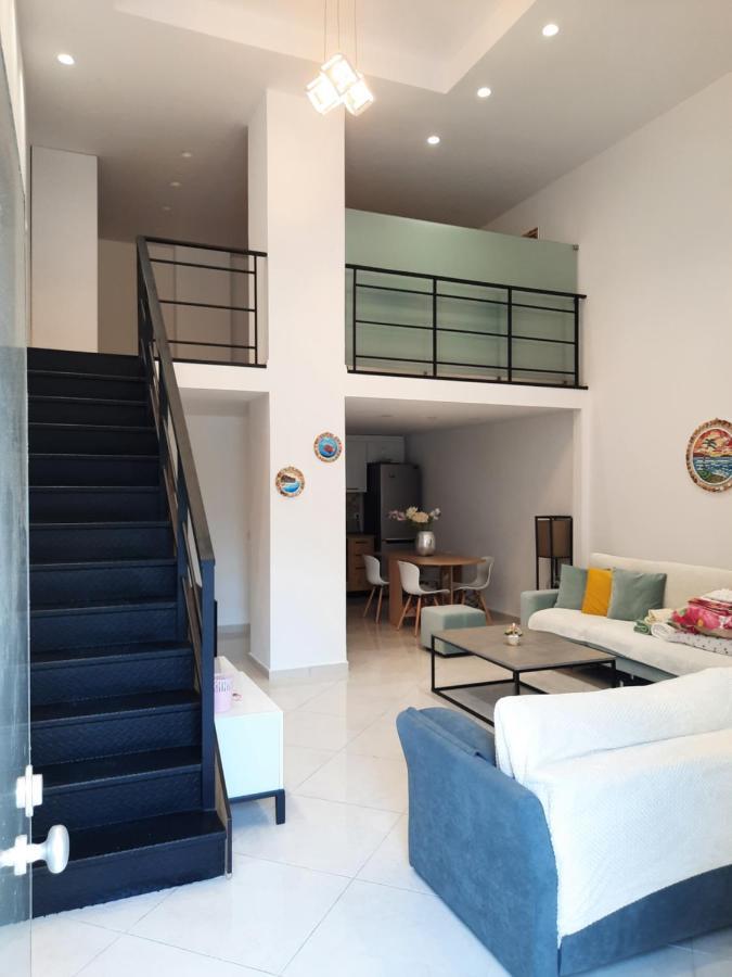 Apartament Me Qera Dublex Lungomare Avlonya Dış mekan fotoğraf