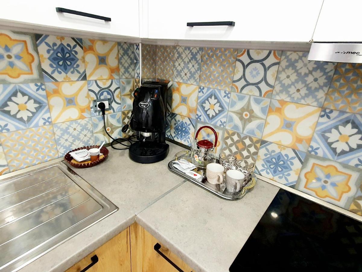 Apartament Me Qera Dublex Lungomare Avlonya Dış mekan fotoğraf